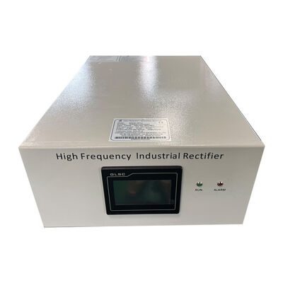 30V 70A 高精度 バッテリー充電調整器 120V 単相入力 プログラム可能な直流電源